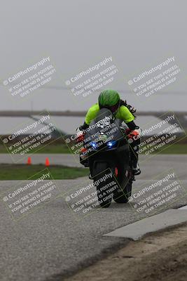 media/Nov-29-2025-TrackDaz (Sat) [[10ae2d9bce]]/C Group/Session 4 (Wheelie Bump)/